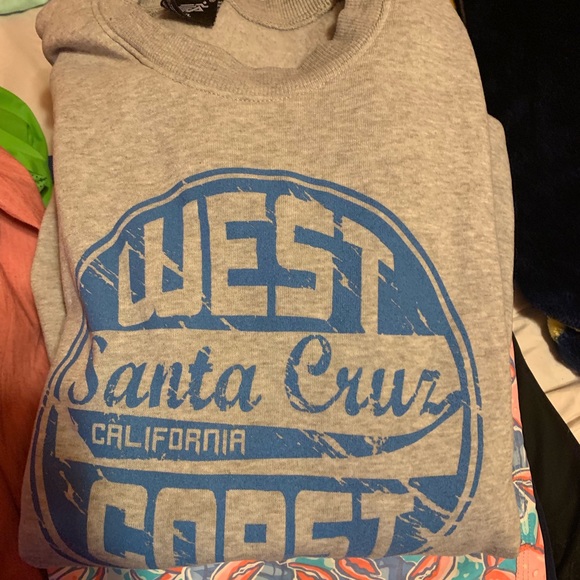 Santa Cruz crew neck - Picture 1 of 1